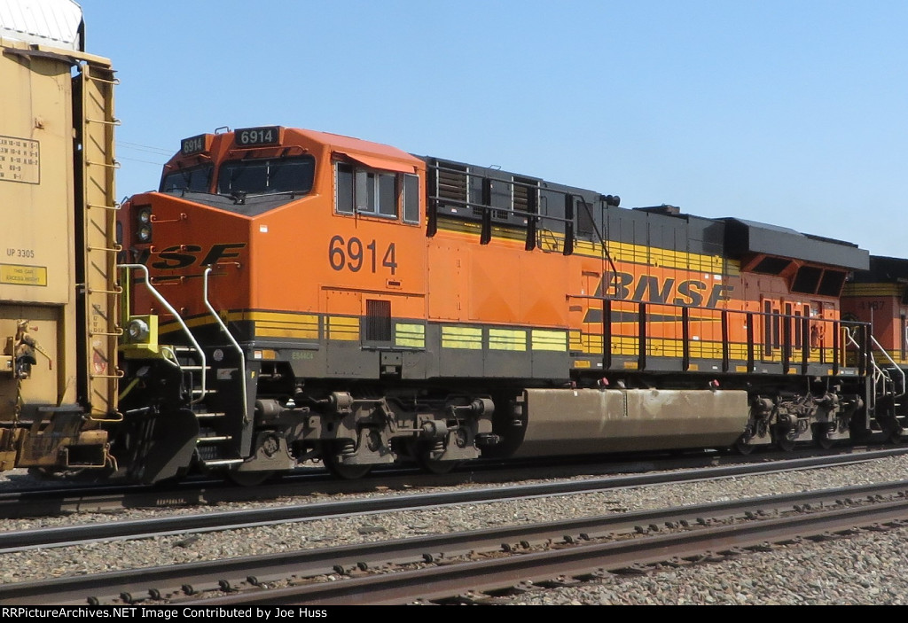 BNSF 6914